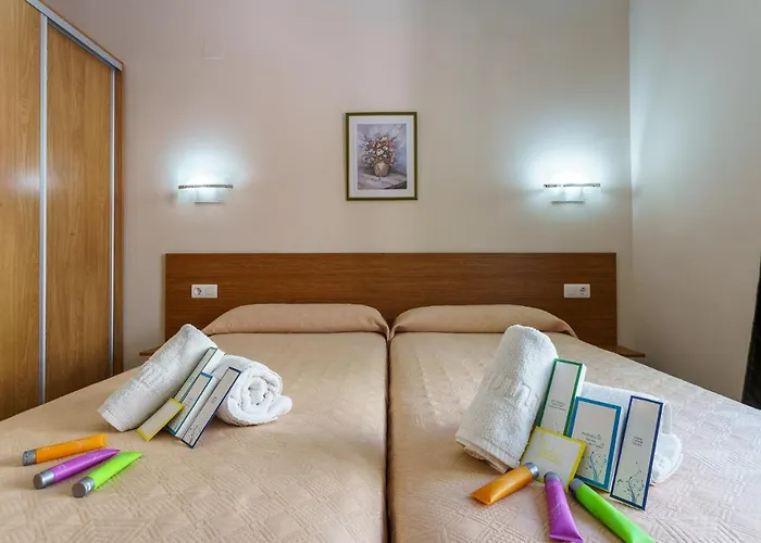 Hostal Costabella Powered By Faro Homes